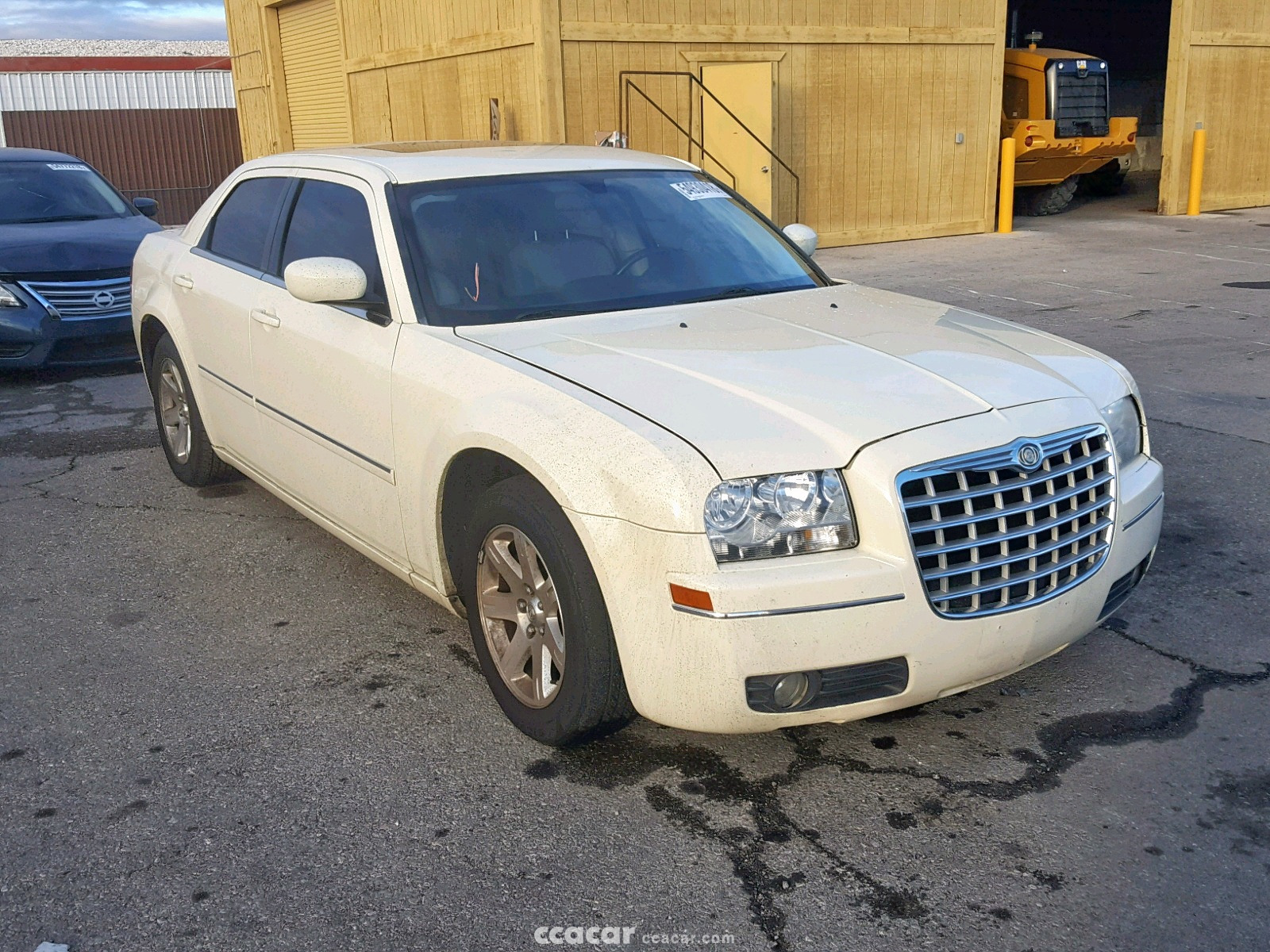 2006 Chrysler 300 Touring | Salvage & Damaged Cars for Sale