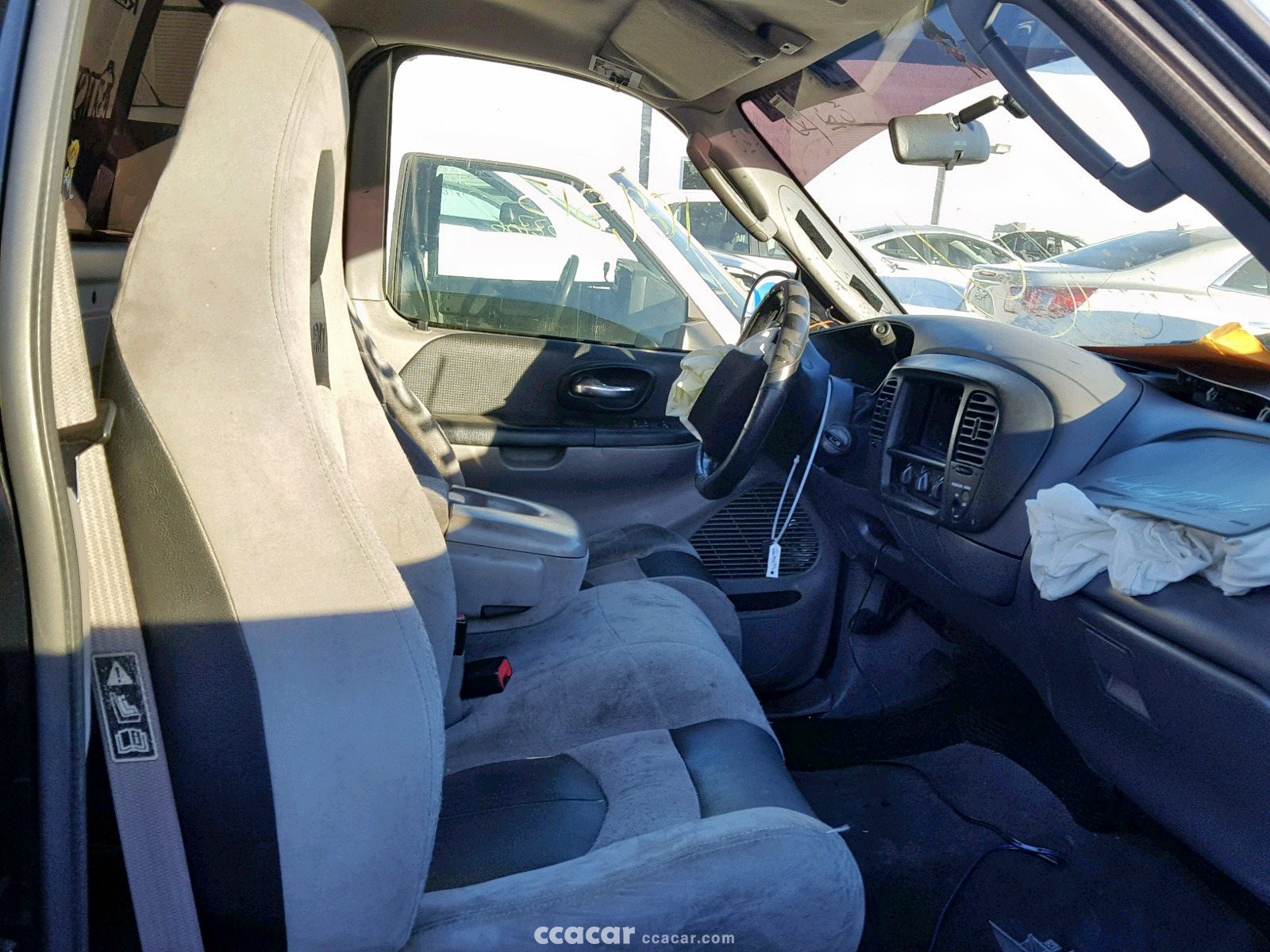 2004 Ford F150 SVT Lightning Base Salvage & Damaged Cars for Sale