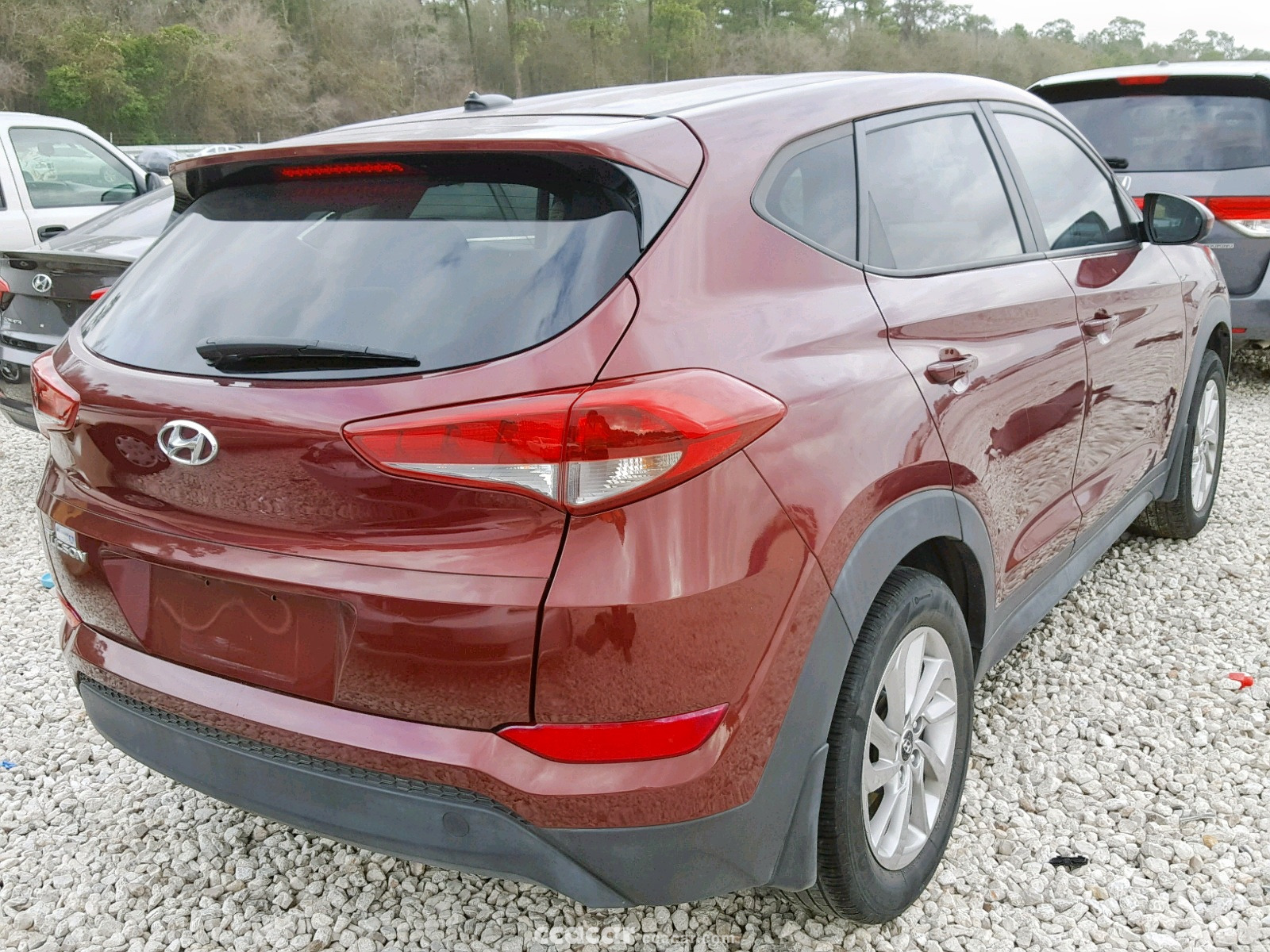 2016 Hyundai Tucson SE | Salvage & Damaged Cars for Sale